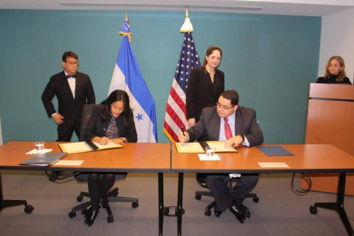 Honduras firma acuerdo con EEUU para proteger al trabajador migrante hondureño