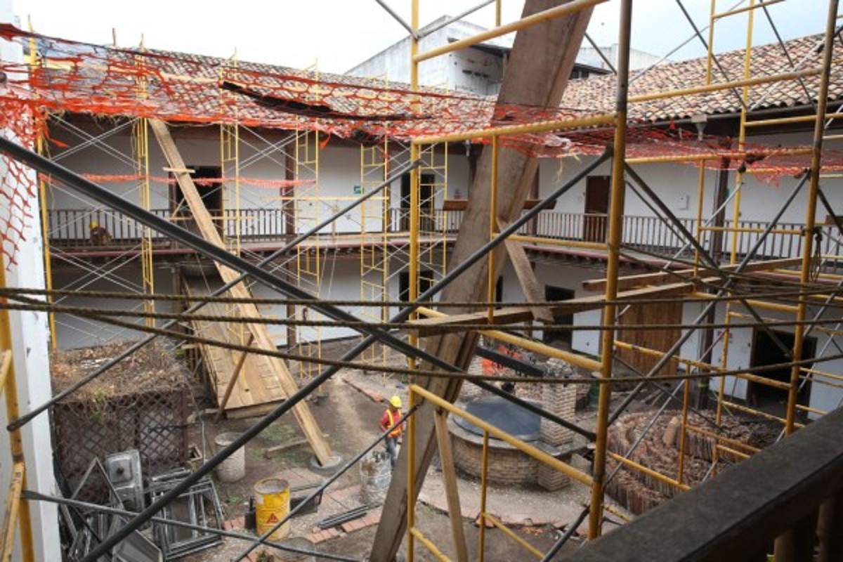 Autoridades del IHAH desconocen el inicio de las obras en el Paraninfo