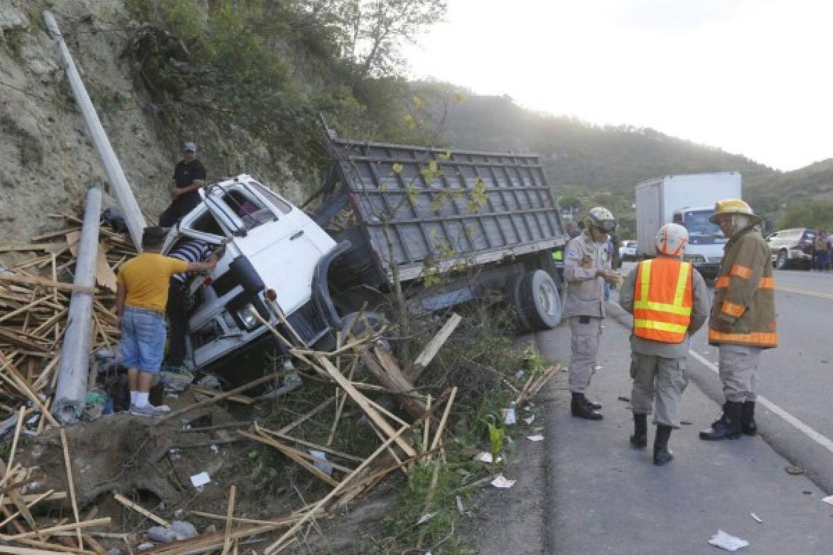 Al menos siete heridos en accidente de camión en carretera a Olancho