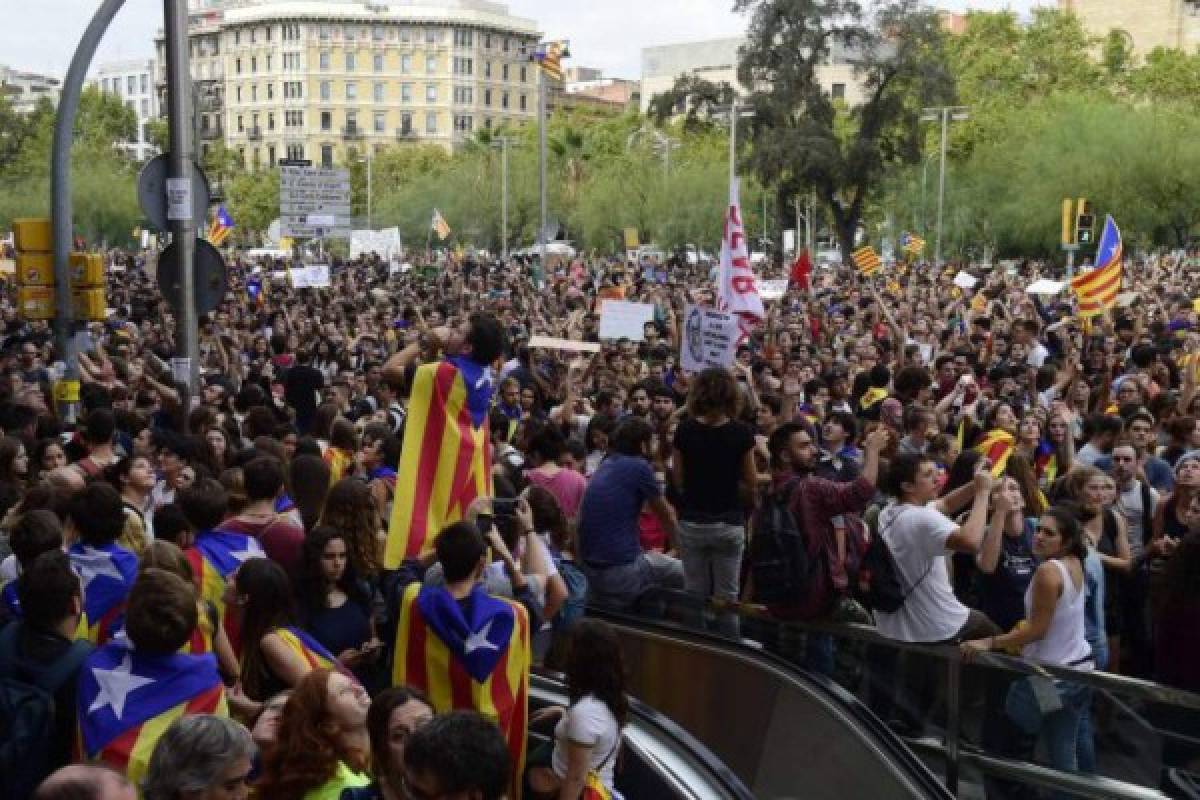 Hay incertidumbre entre hondureños que residen en Cataluña