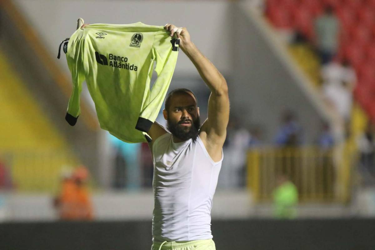 Tristes, enojados y con vergüenza; así salieron los del Olimpia tras caer ante Motagua