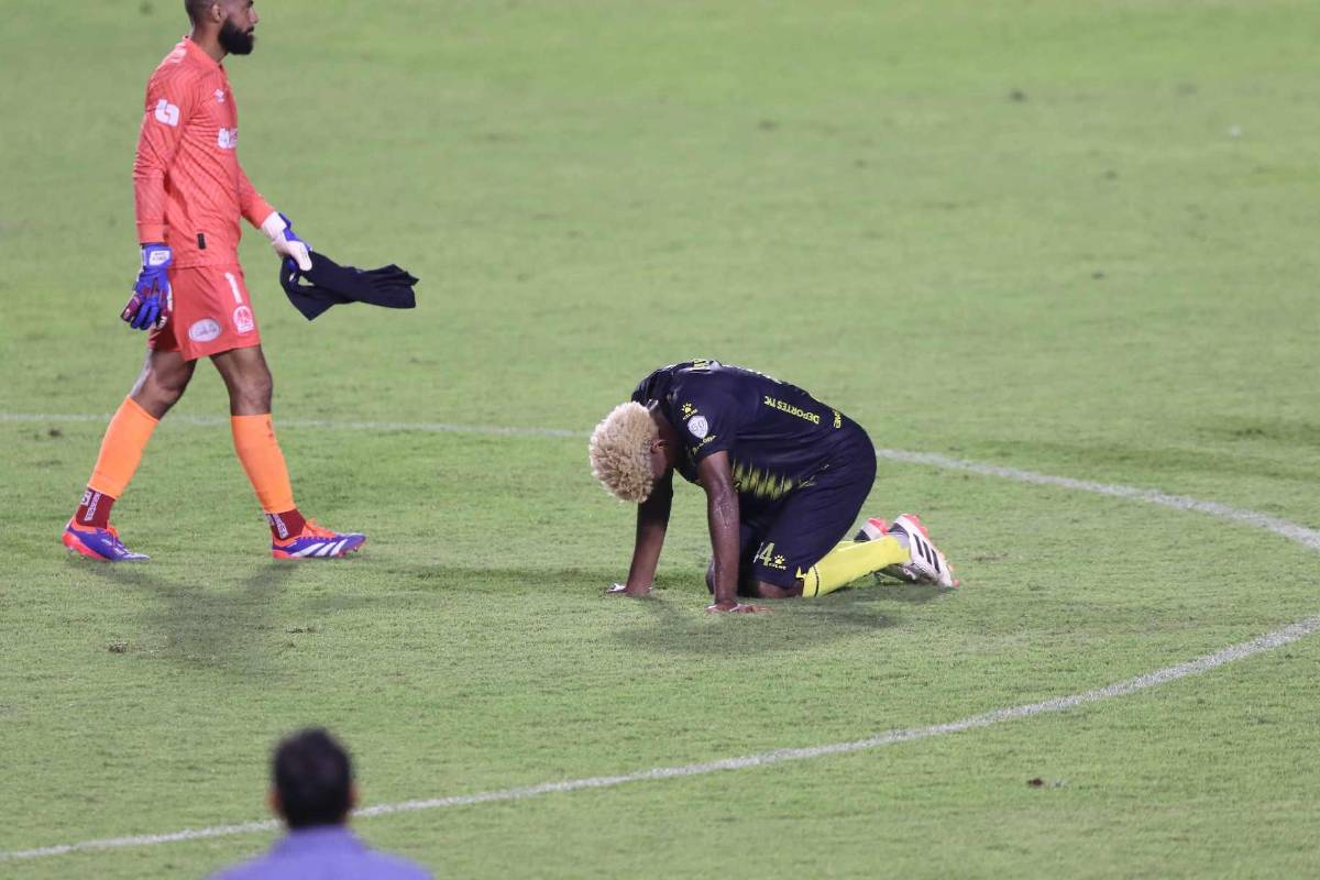 La tristeza de Real España luego de perder la final ante el Olimpia