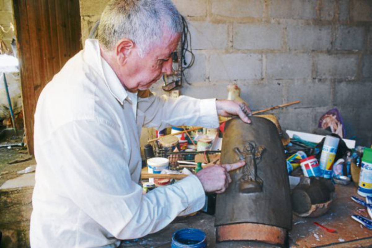 Con artesanías combaten la pobreza en El Paraíso