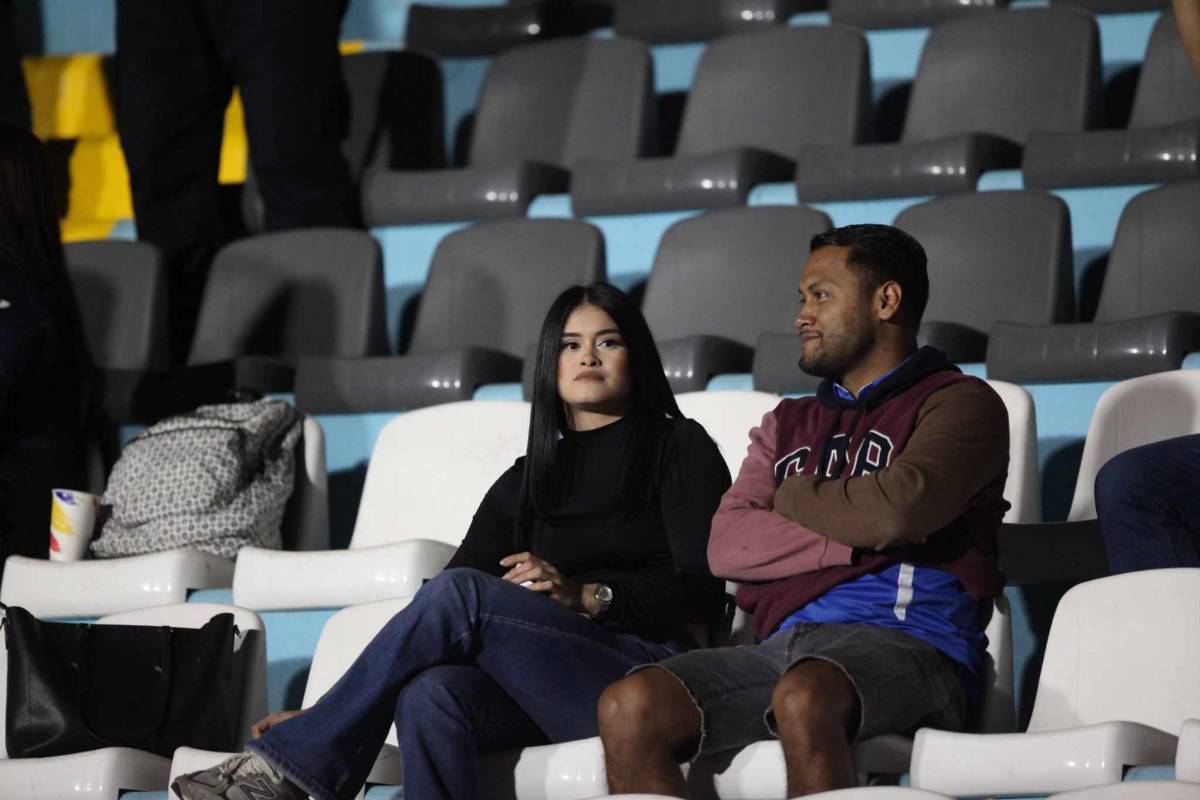 Laura Meza y las bellas chicas presentes en el estadio Nacional: Esposa de Emilio Izaguirre cautivó
