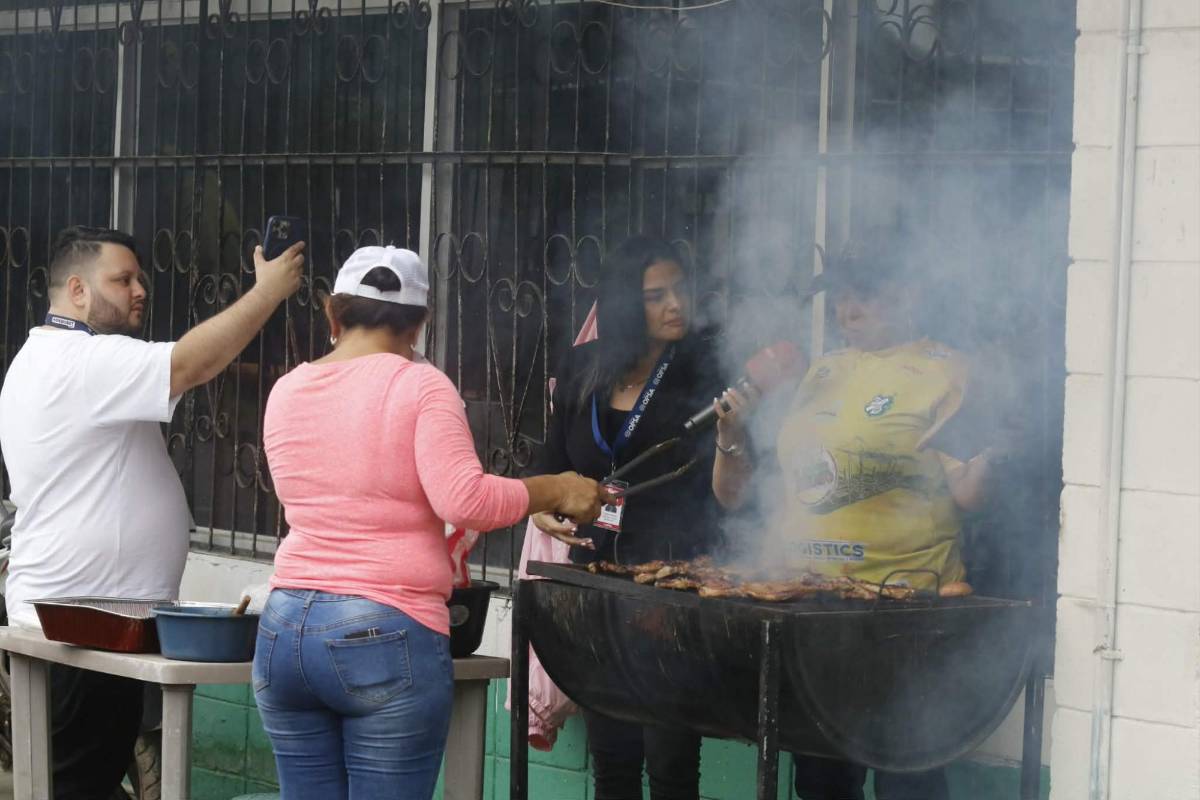 No se vio en tv: Belleza y ambiente en el Excélsior en partido de Platense-Olancho
