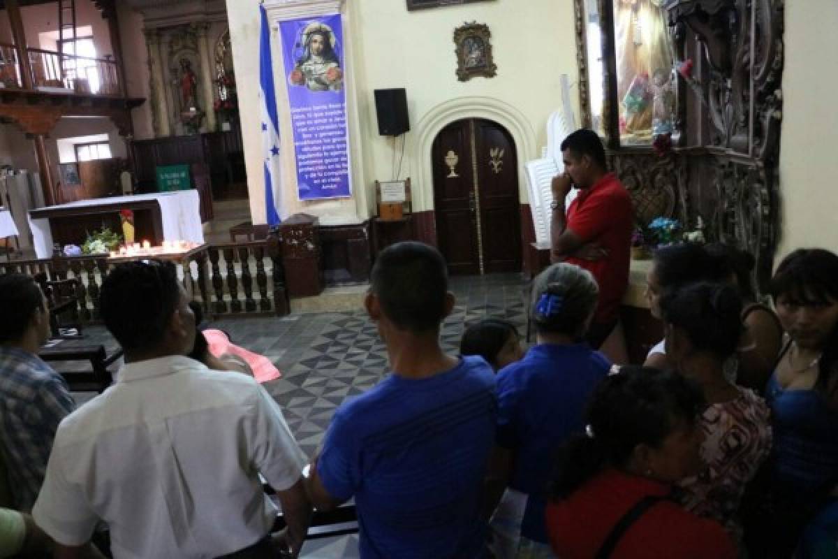 Feligrés muere cuando rezaba en catedral de Santa Rosa de Copán