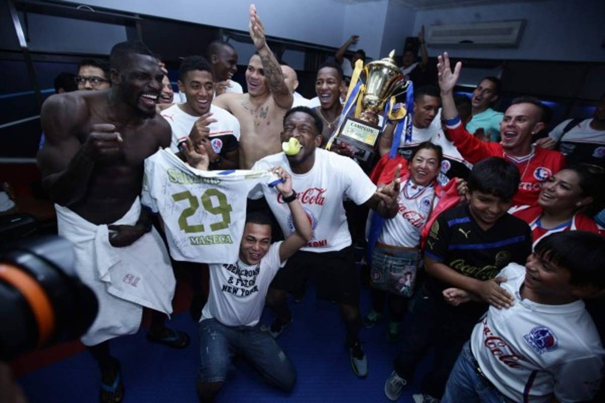 Baile en el camerino de Olimpia