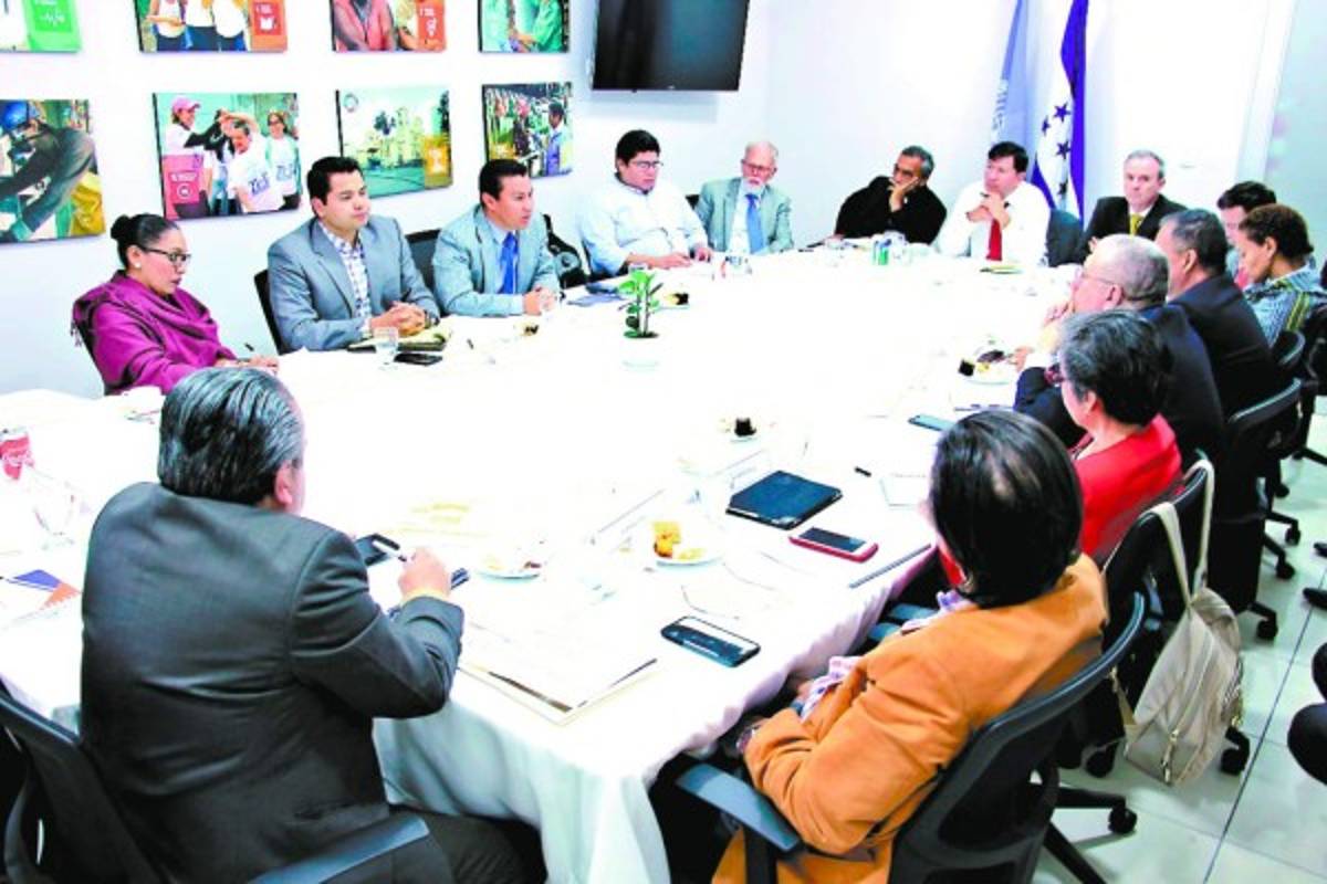 Honduras: Sectores coinciden que el diálogo debe iniciar cuanto antes