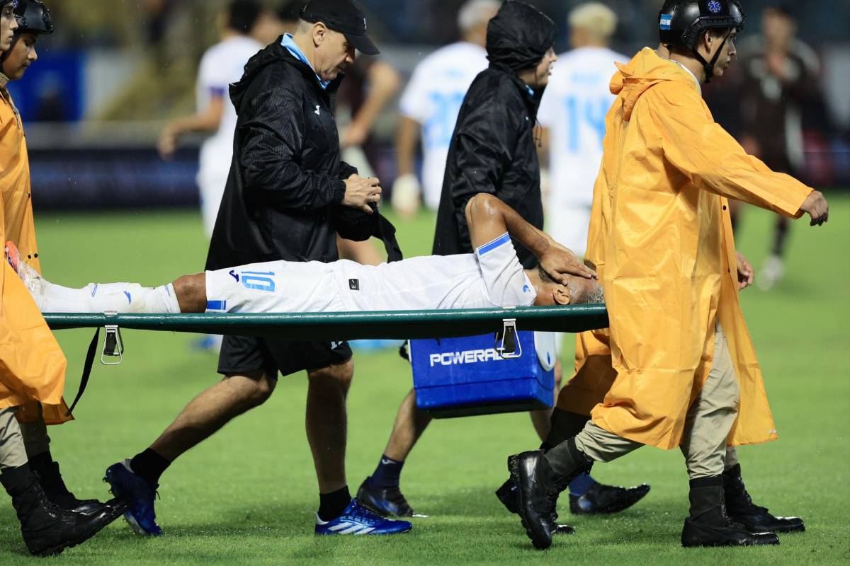 No se vio: Pelea de Menjívar con Jiménez, periodista robó miradas y Aguirre lleno de sangre