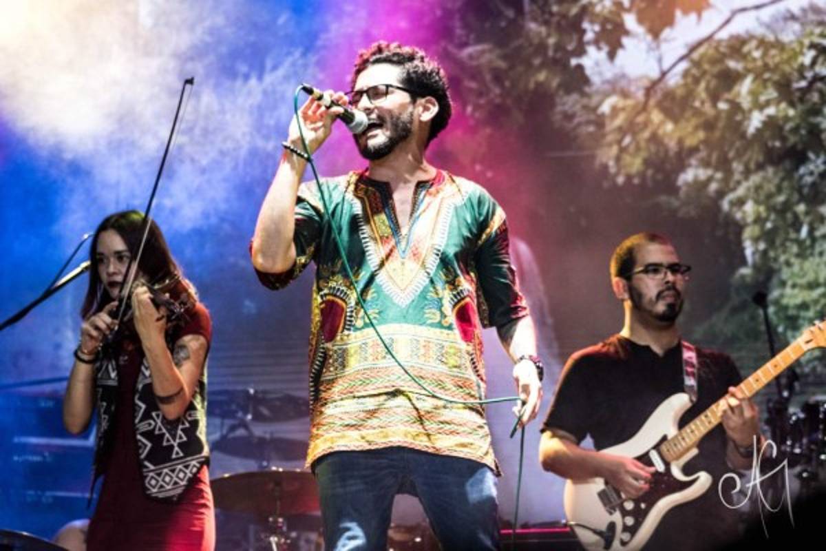 Cienaños fusiona arte y música en honor a Gustavo Moreno