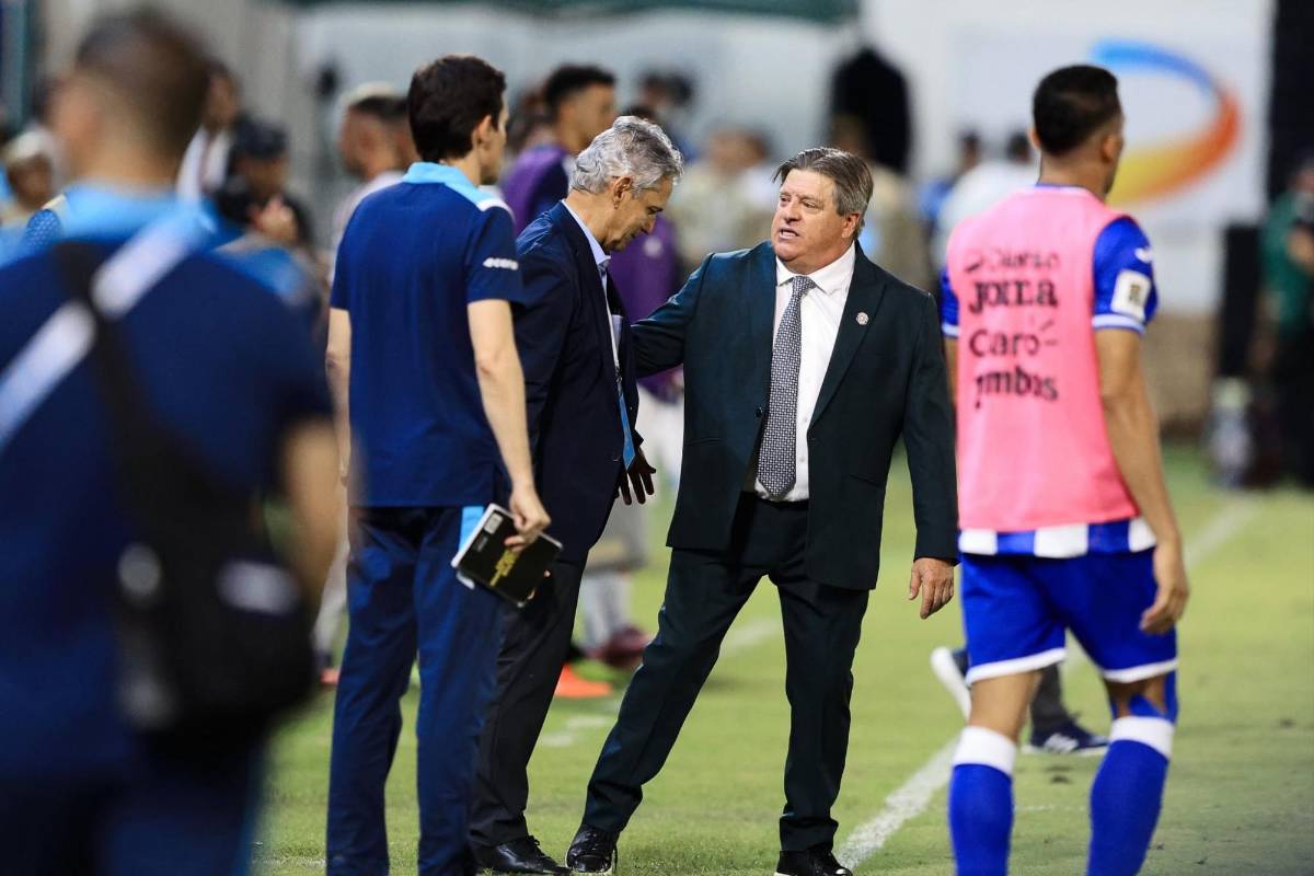 Impase de Quioto con el Piojo Herrera, sufrimiento de Honduras y el llenazo ante Costa Rica