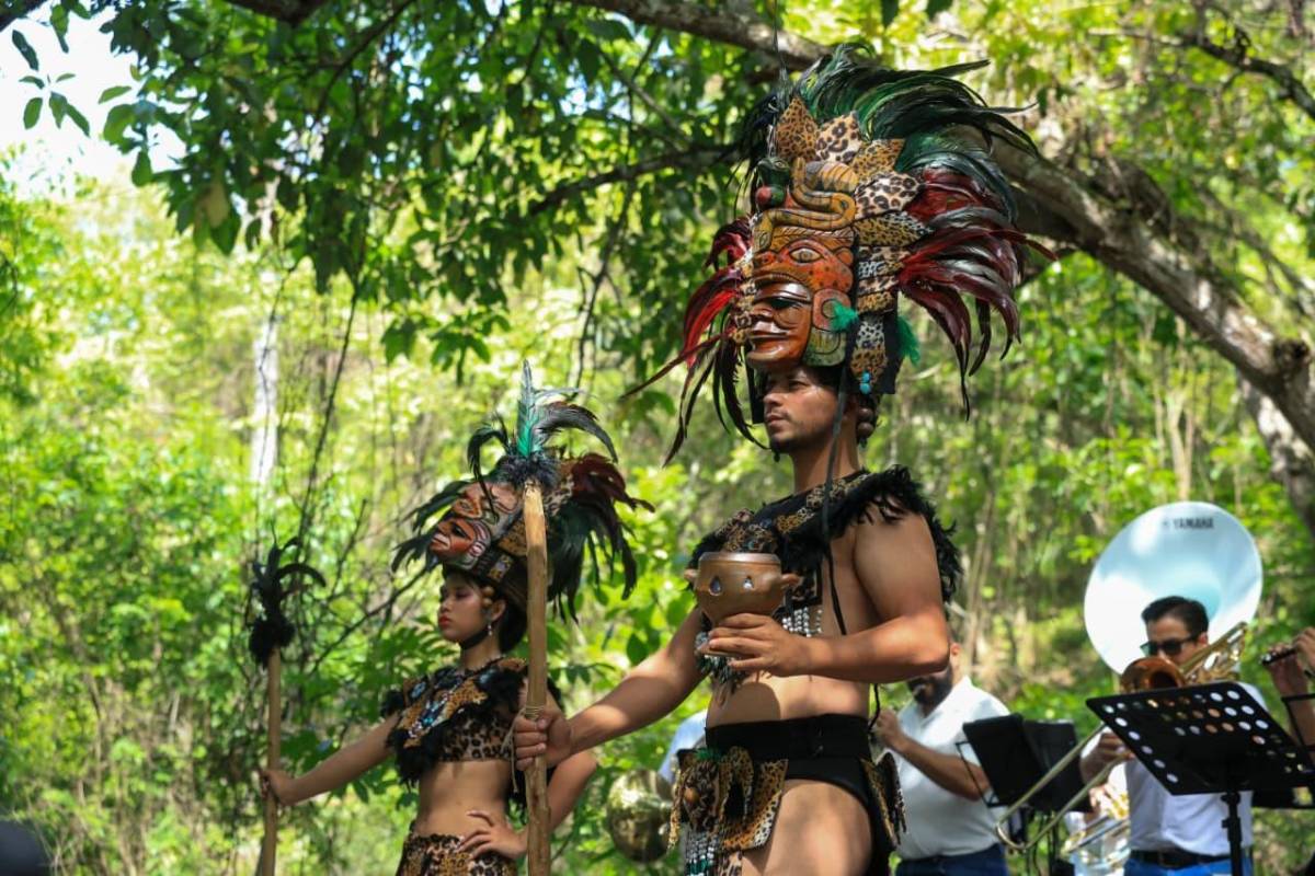 Guacamaya Fest 2026: Liberan 12 aves y consolidan a Copán Ruinas como destino turístico y ecológico