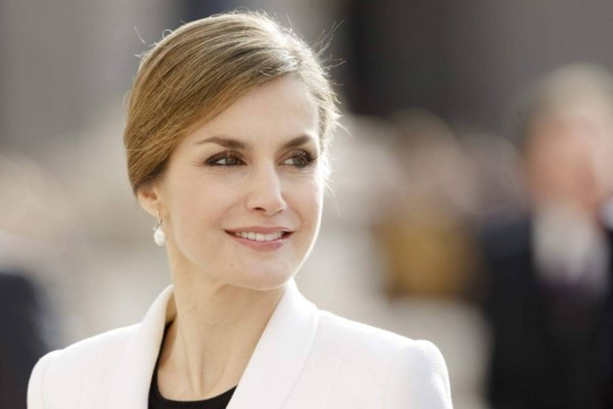 Un mensaje de la reina Letizia revoluciona twitter en España    