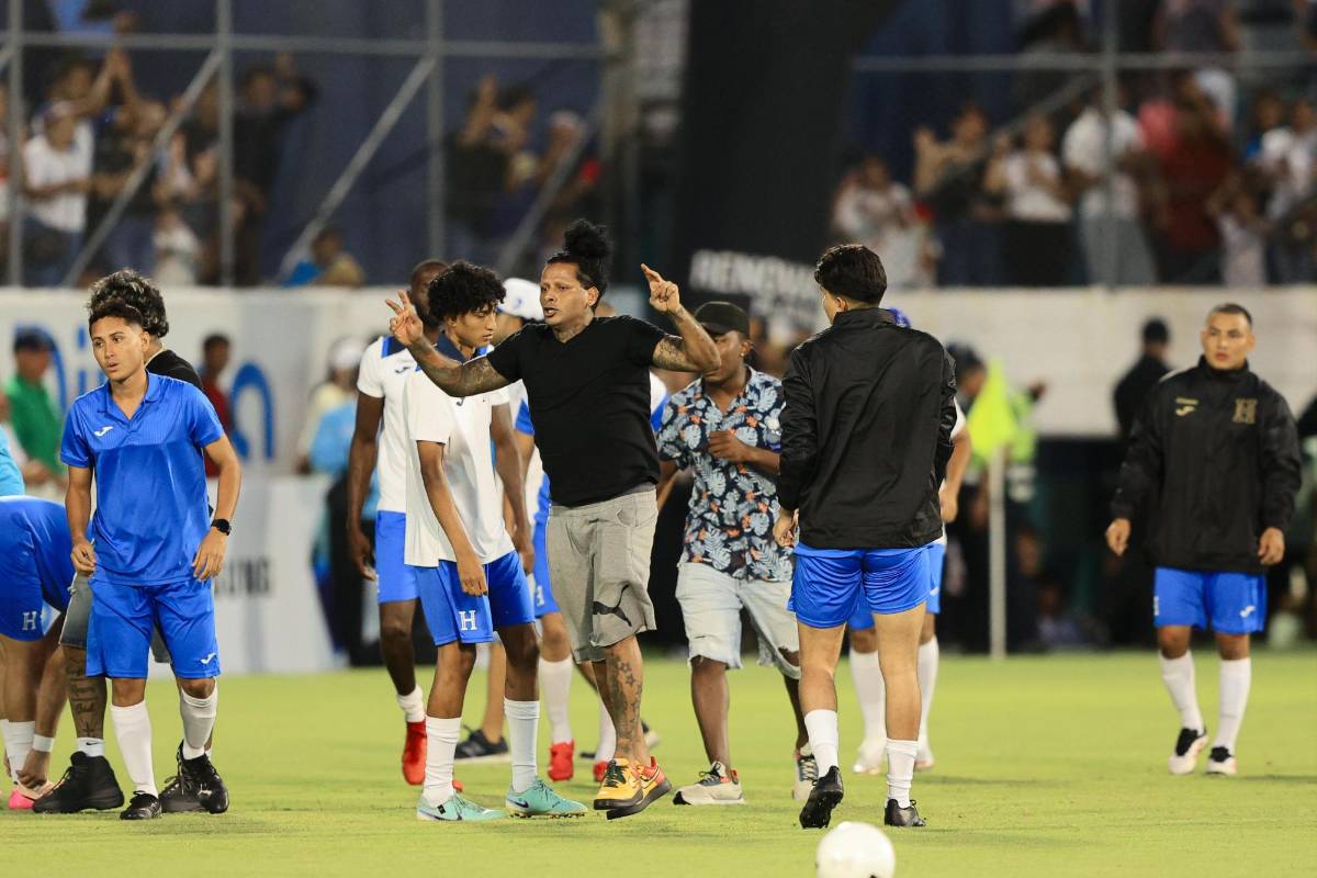 Jugadores se van a los golpes, inesperado héroe y Supremo celebró con Milagro Flores en partido de tiktokers