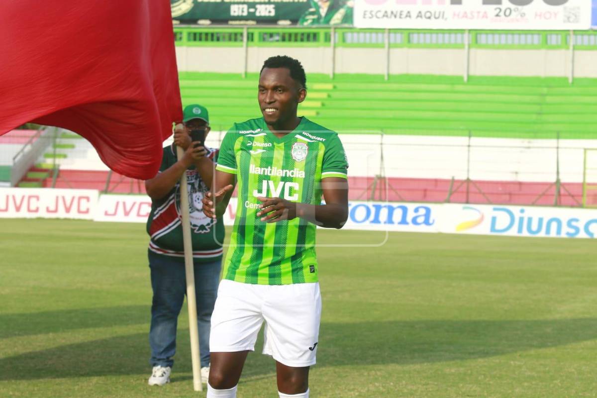 Alberth Elis es presentado como nuevo jugador del Marathón tras su paso por Portugal