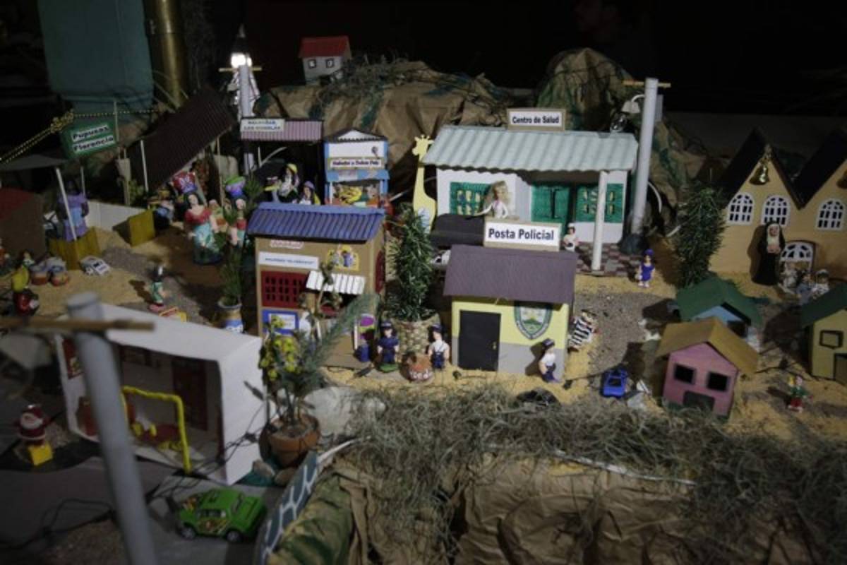 Los barrios y colonias capitalinos reviven tradición de los nacimientos