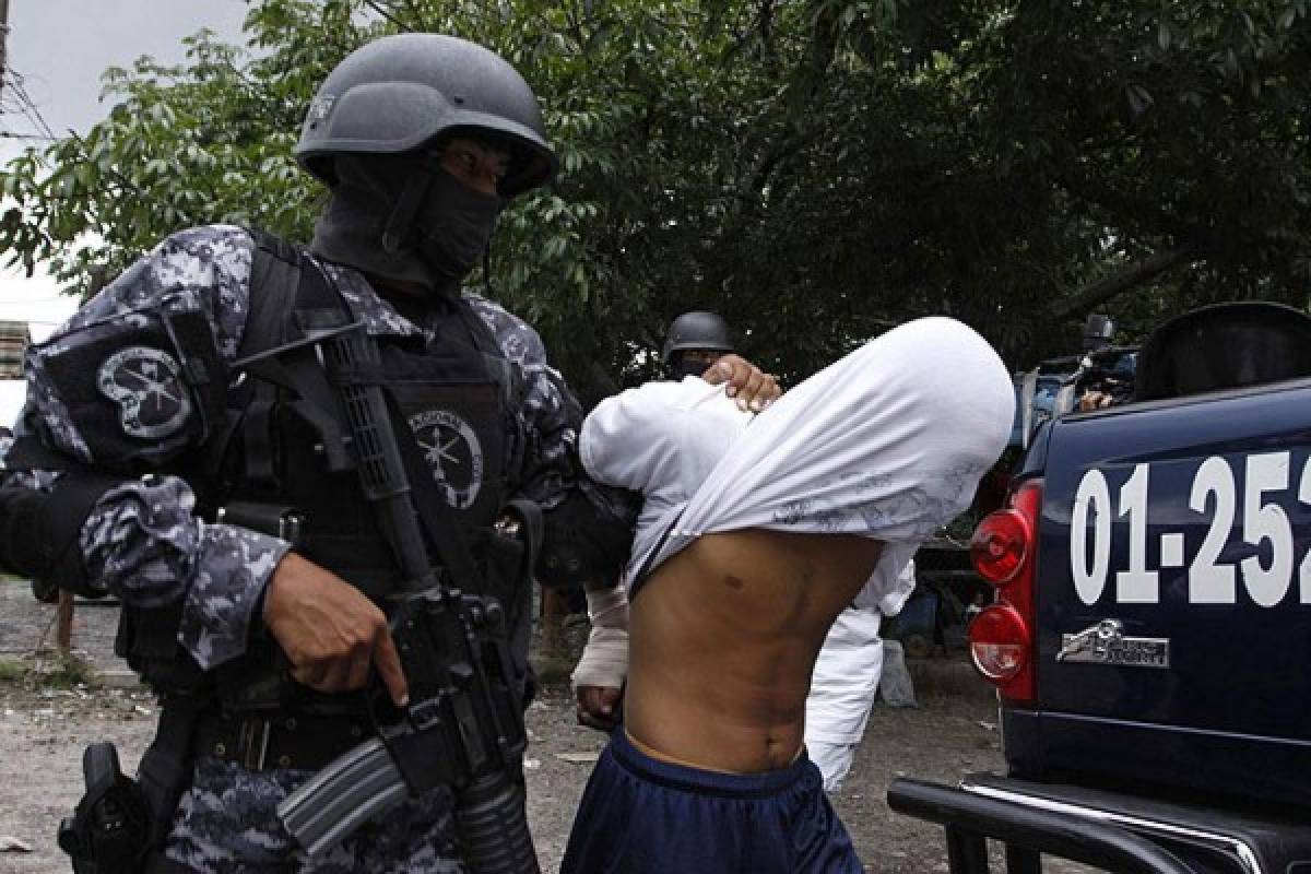 Detiene a 337 pandilleros en El Salvador por asesinato de agentes de seguridad