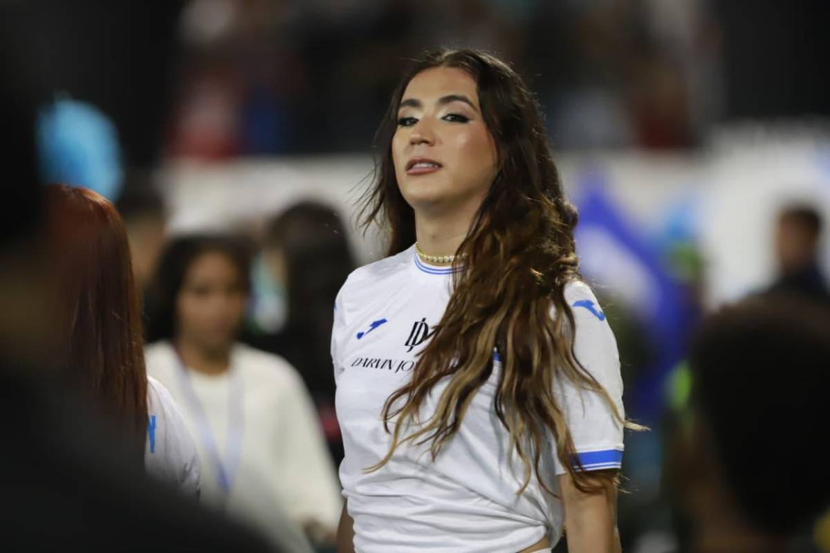 Elsa Oseguera y Milagro Flores sorprendieron: Famosos presentes en partido de tiktokers