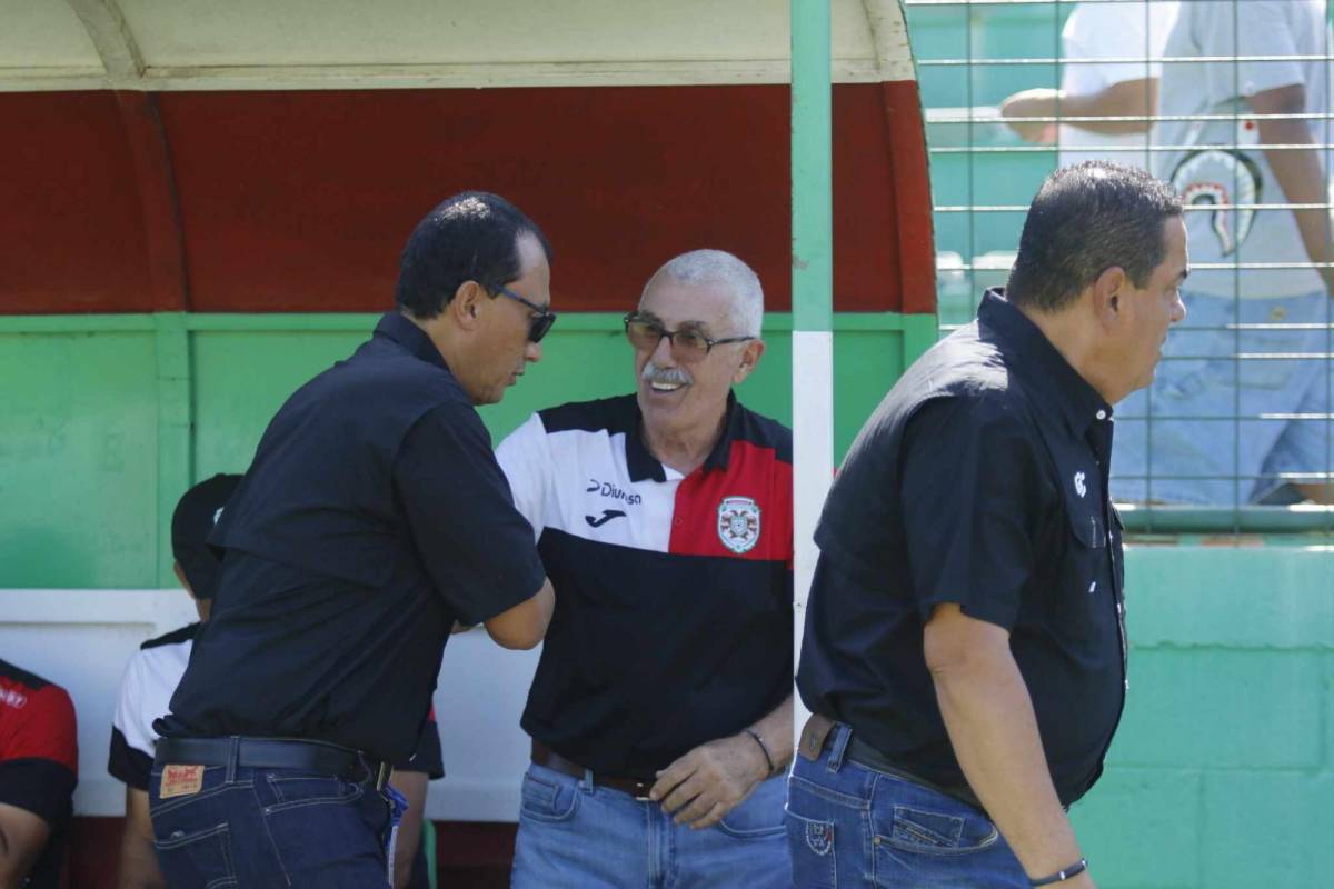 Bellas chicas, lo que hizo el bombero y ambientazo que se vivió en el Yankel Rosenthal Bellas chicas, lo que hizo el bombero y ambientazo que se vivió en el Yankel Rosenthal