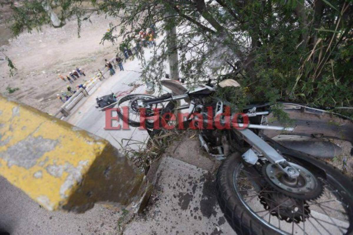 Cámaras grabaron accidente de madre y su hijo en la capital de Honduras