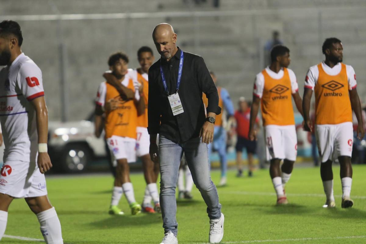 Goles, celebraciones, ambiente y jugadas: imágenes del clásico moderno