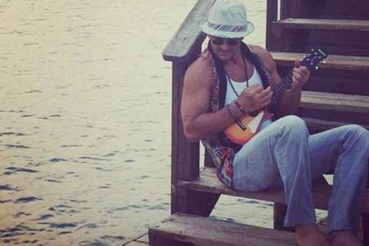 Viaje, el último disco de Ricardo Arjona, es un éxito mundial