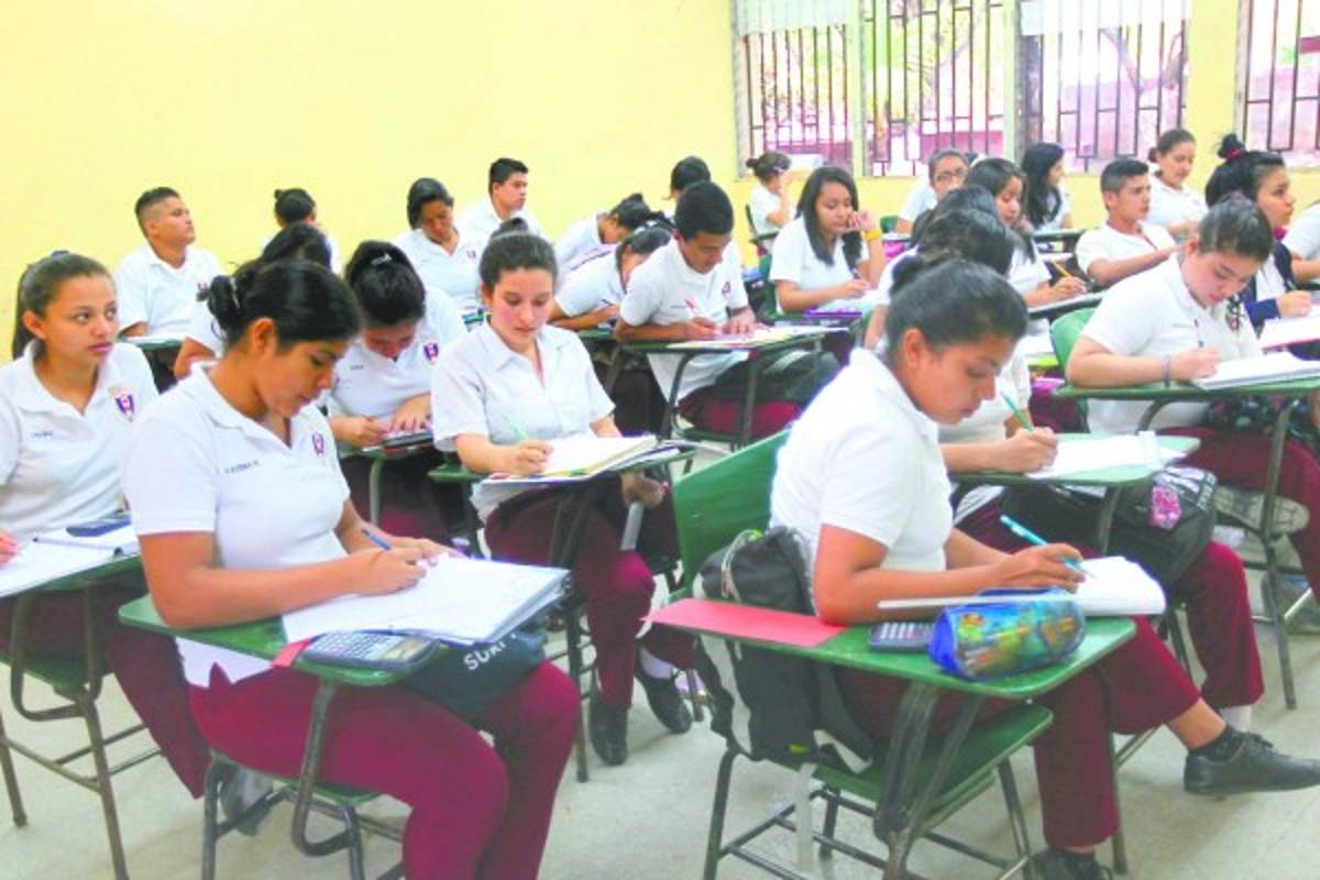 Concluyen propuesta para transformar las normales