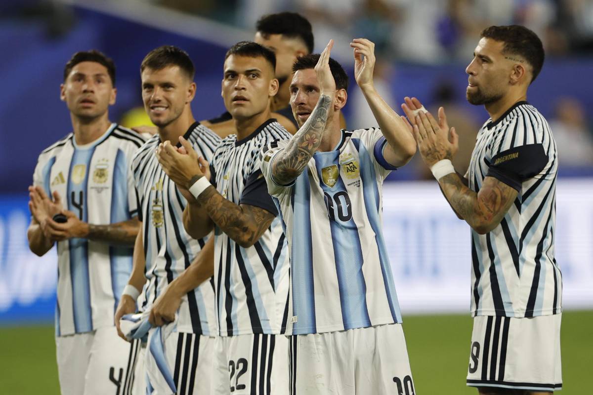 Doble récord de Messi, héroe de Argentina, Vozinha cumple su sueño y tristeza en Cabo Verde