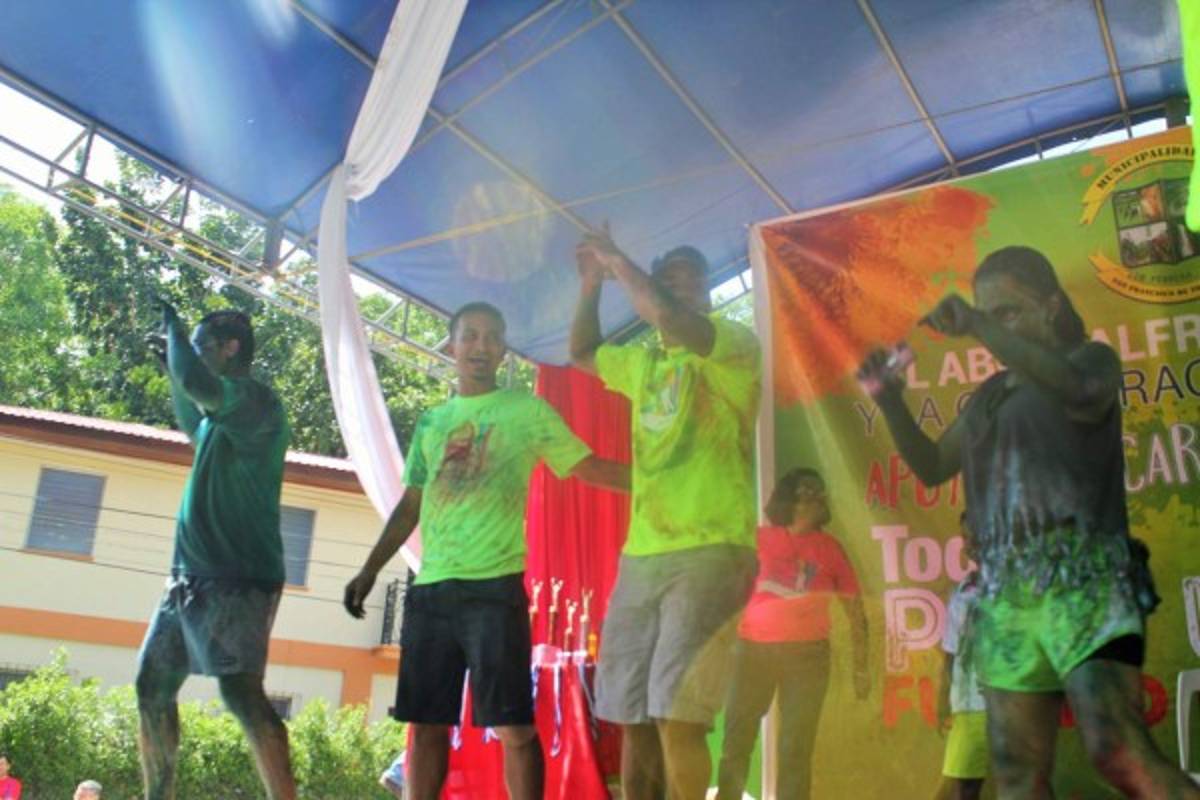 Un éxito la II Carrera de Colores en Río Lindo