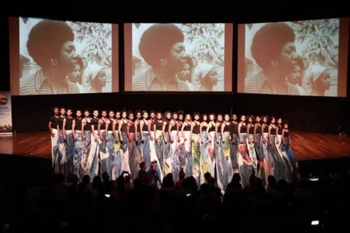 Negra, Anger... La rabia que nace de El Colegio del Cuerpo