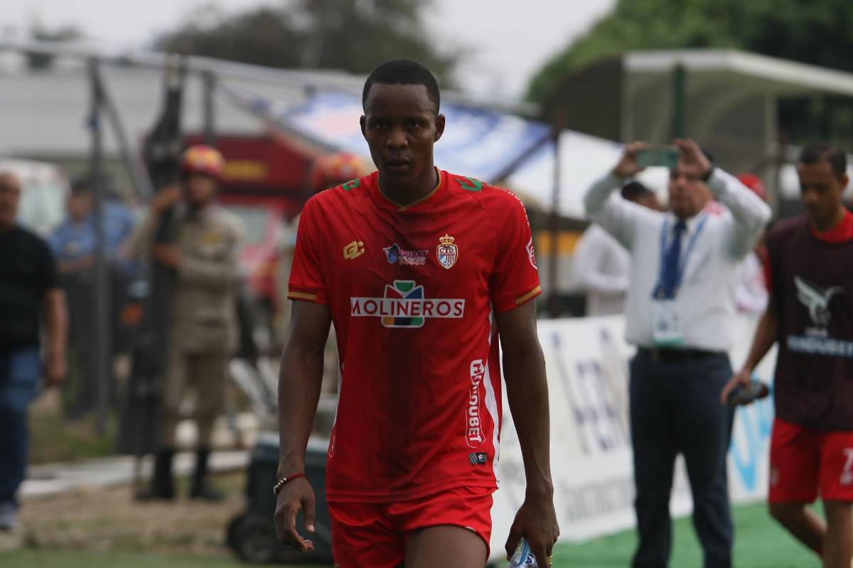 Las tristes y dolorosas imágenes de jugadores de Real Sociedad tras el descenso de Liga Nacional