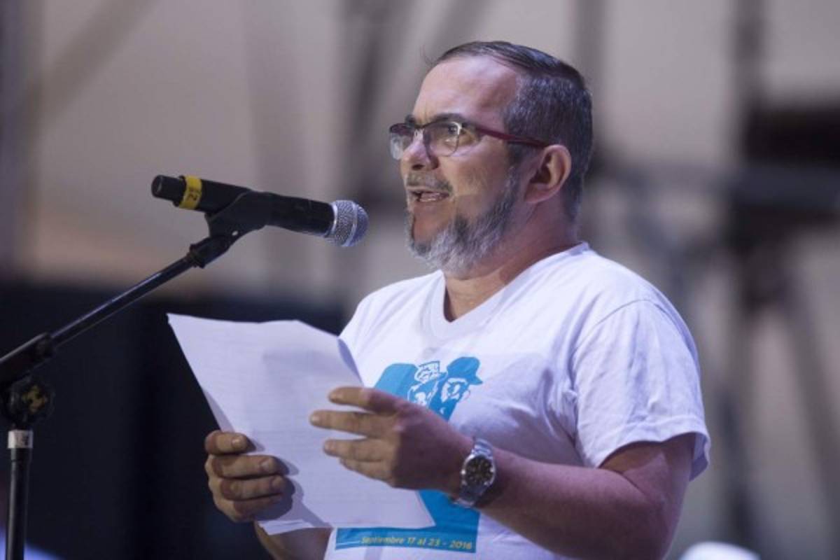 FARC lamentan rechazo a acuerdo en plebiscito y reiteran voluntad de paz