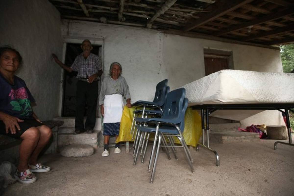 Recorrido de solidaridad en comunidades de Talanga y Cedros