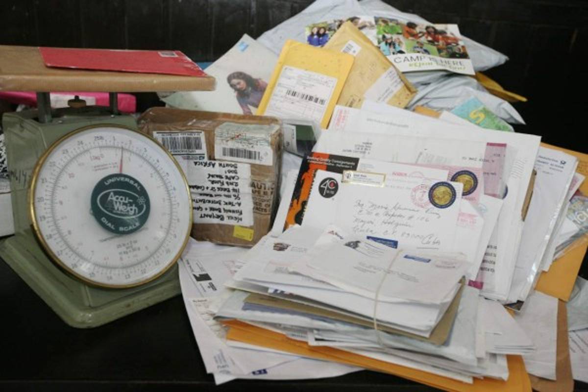 Tras 140 años, el Correo Nacional se resiste al olvido