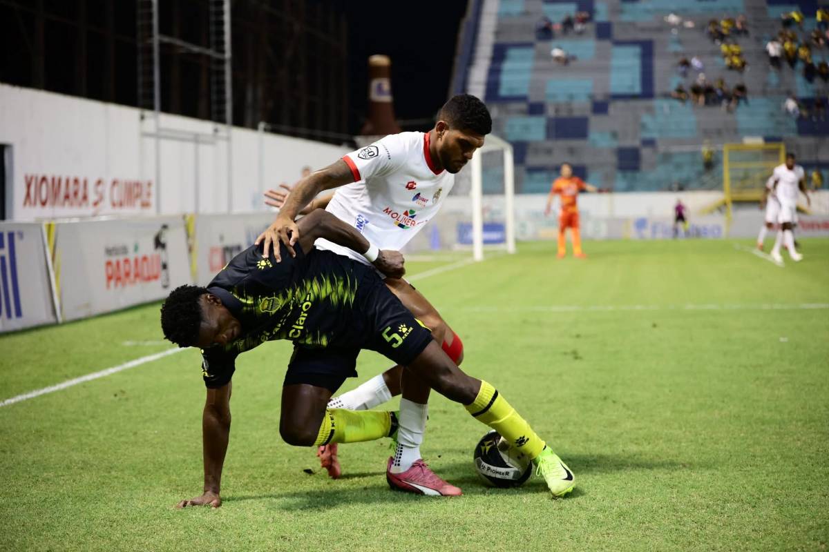 Bellas chicas cautivaron, jugador salió herido y la bronca de Real España en el Morazán