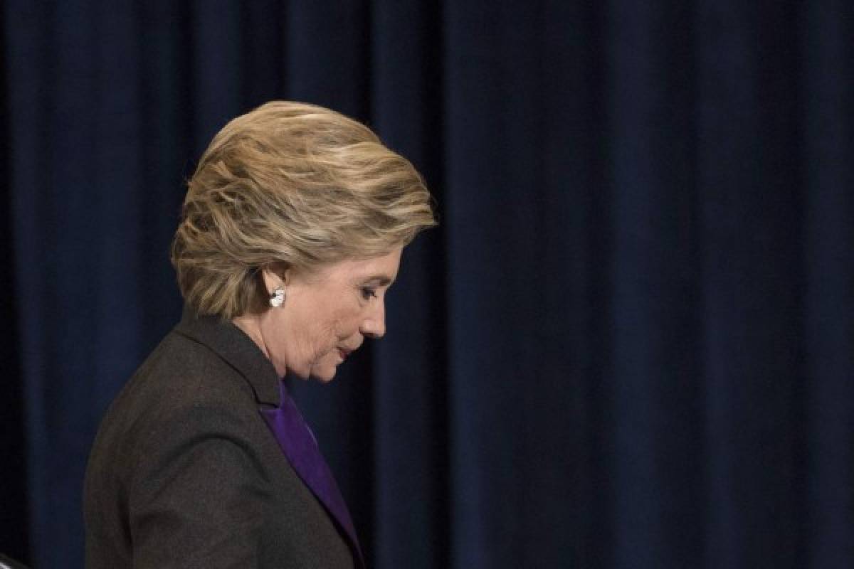 Hillary Clinton acusa a jefe del FBI por su derrota en las elecciones presidenciales