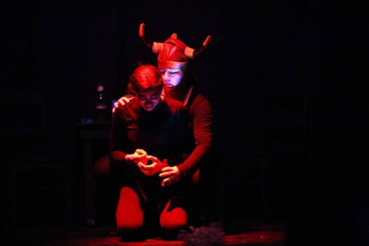 Bambú estrenó la obra '¡Qué difícil vivir en libertad!'