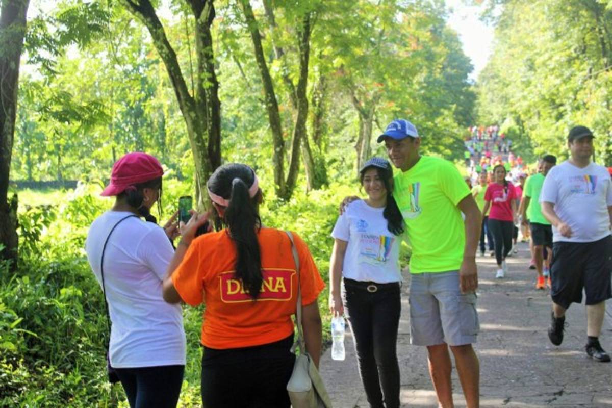 Un éxito la II Carrera de Colores en Río Lindo