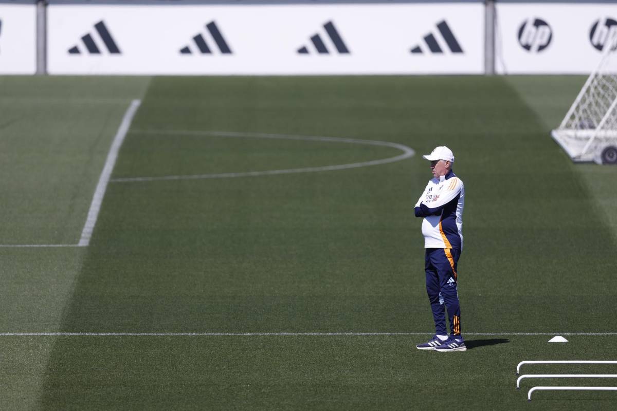 Carlo Ancelotti sorprende al llamar a futbolista retirado de la selección de Brasil