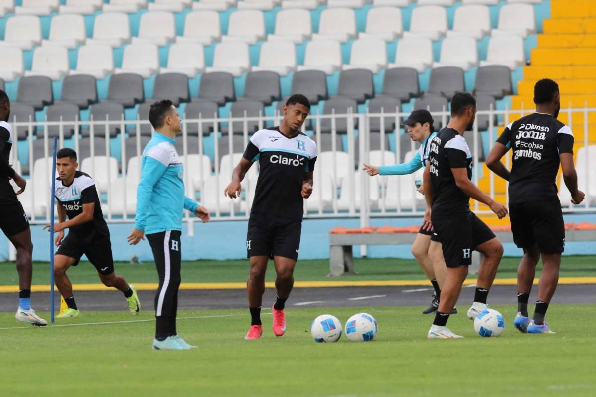 ¡Legionario todavía no se presenta! La sorpresa en Honduras para juegos de eliminatoria