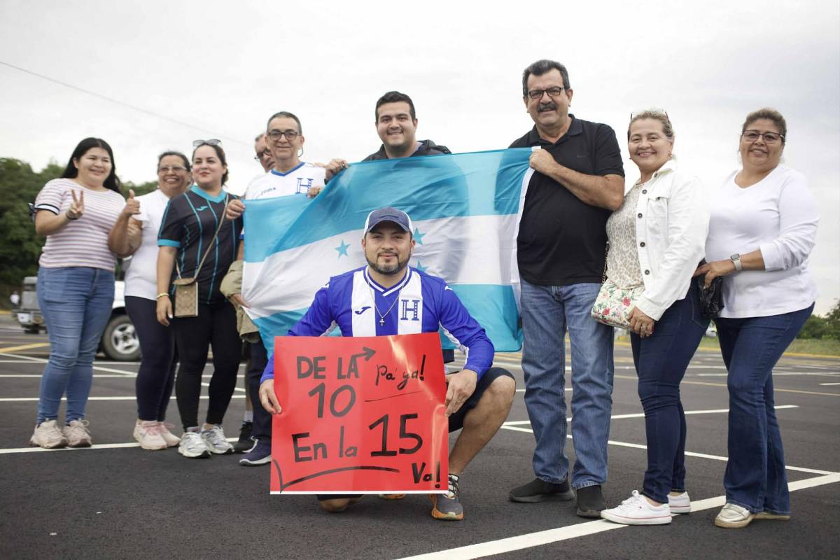 Invasión catracha, chica sorprende y fiesta de Honduras antes de enfrentar a Nicaragua