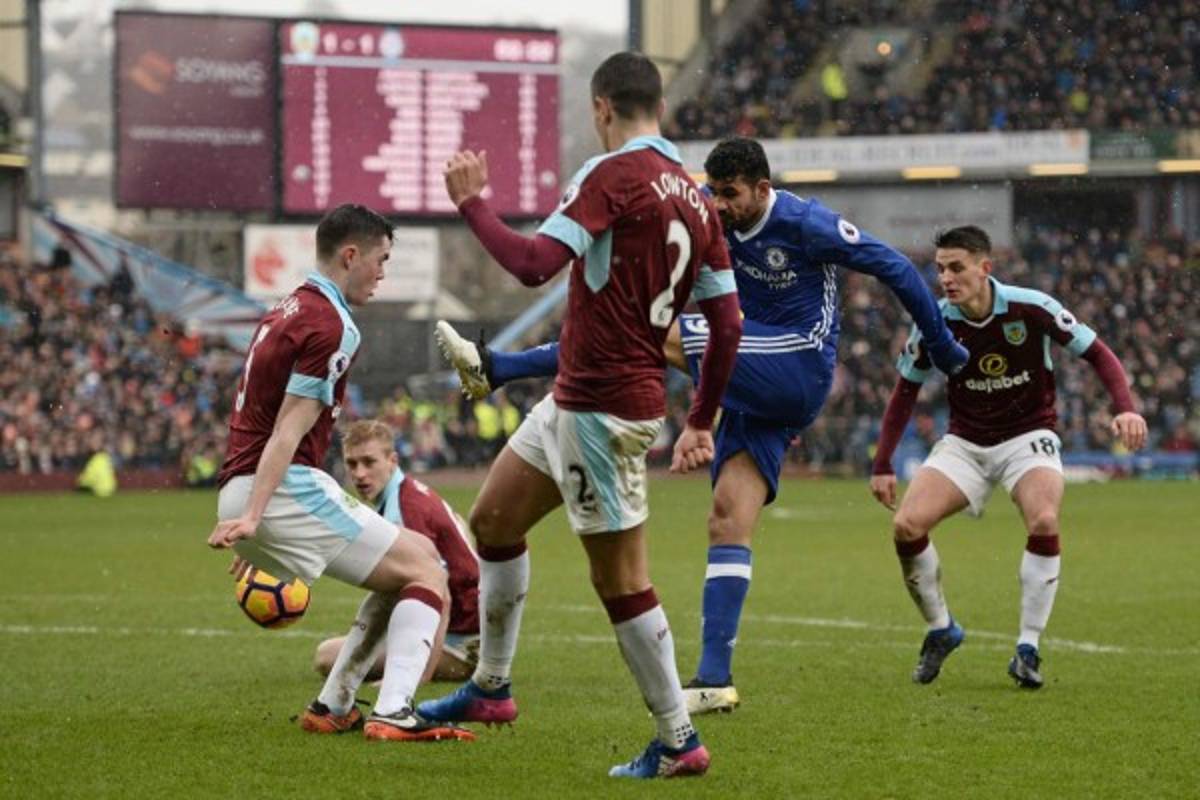 Brady y Burleny detienen al Chelsea