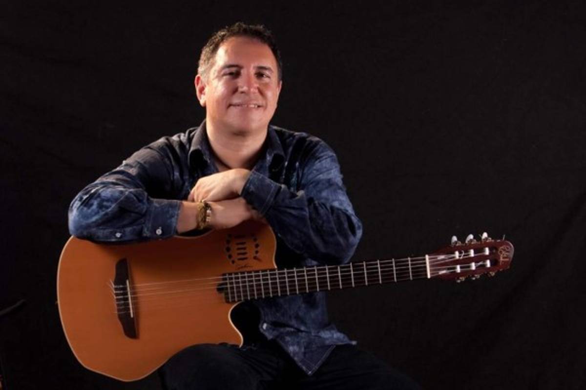 Centroamérica le canta a Guillermo Anderson