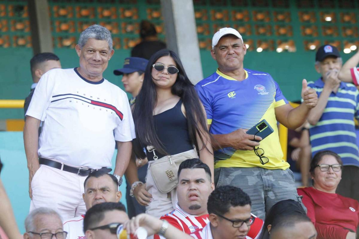 ¡El Morazán se llenó de bellezas! Las lindas chicas en el clásico Marathón-Olimpia ¡El Morazán se llenó de bellezas! Las lindas chicas en el clásico Marathón-Olimpia