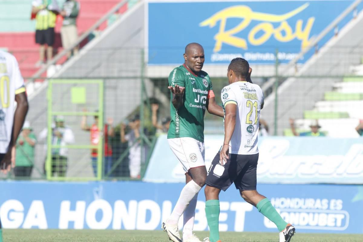 Regreso de “Chelito”, pelea de Anangonó y las bellas chicas en el estadio Yankel Rosenthal