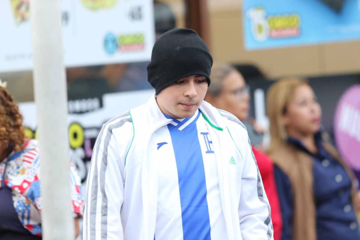 En fotos: Ambiente de fiesta viven aficionados que llegaron a apoyar a la Selección de Honduras