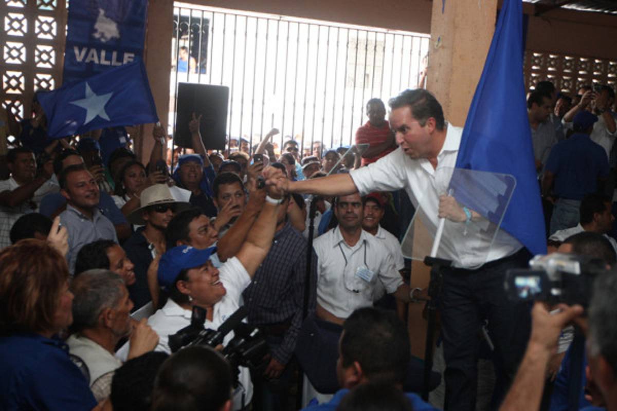 Ricardo se suma a JOH 'por amor a Honduras'