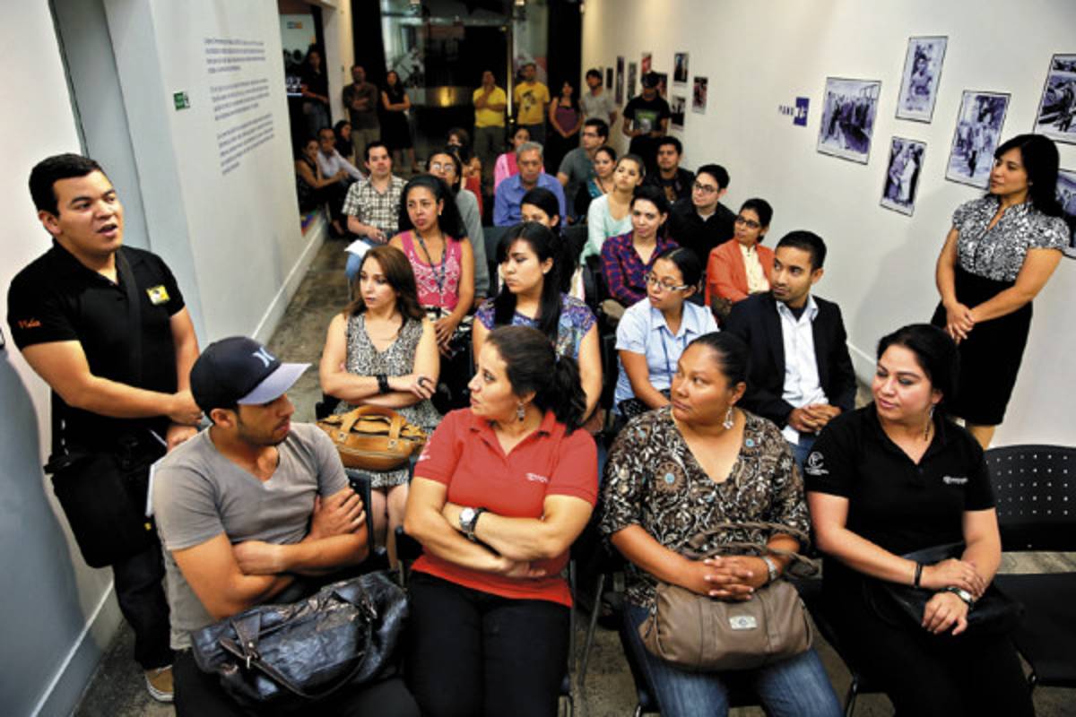 A sala llena se exhiben los cortos de EL HERALDO