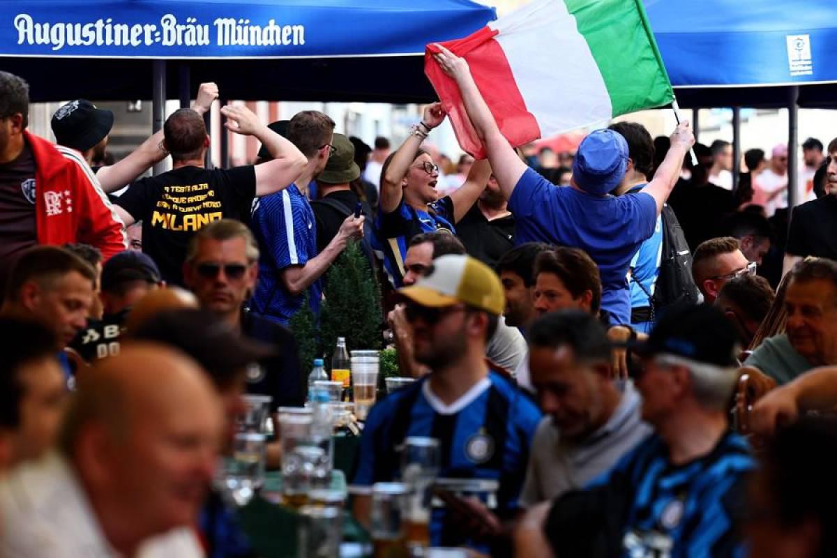 ¡Llegó David Suazo! Una fiesta la previa de la final de Champions League entre PSG vs Inter