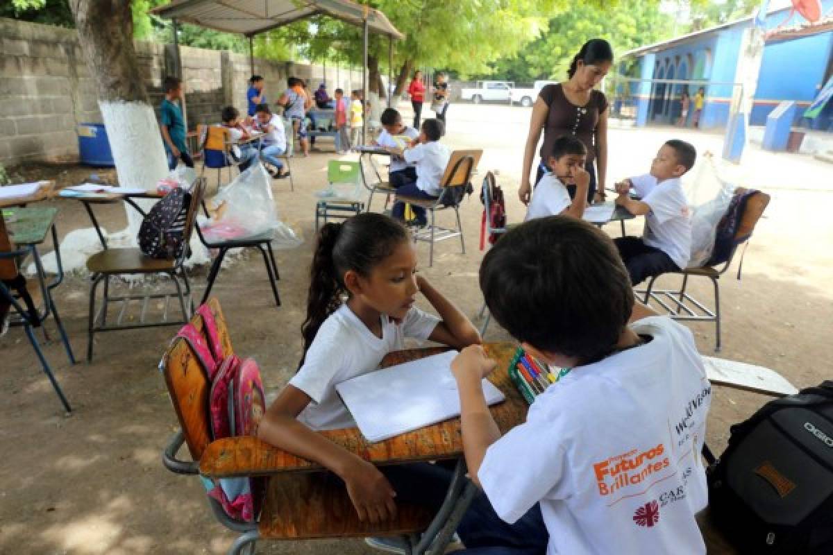 Niños y niñas volvieron a la escuela a construir su futuro